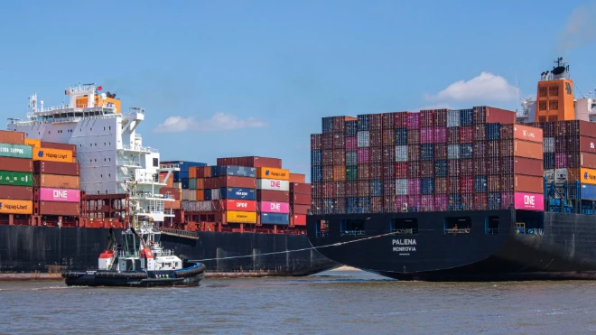 ship of containers