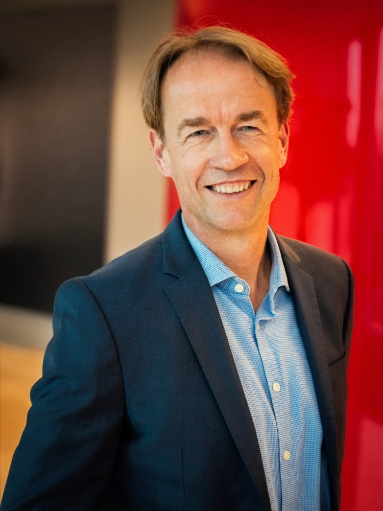 Dirk Hagener - Atradius